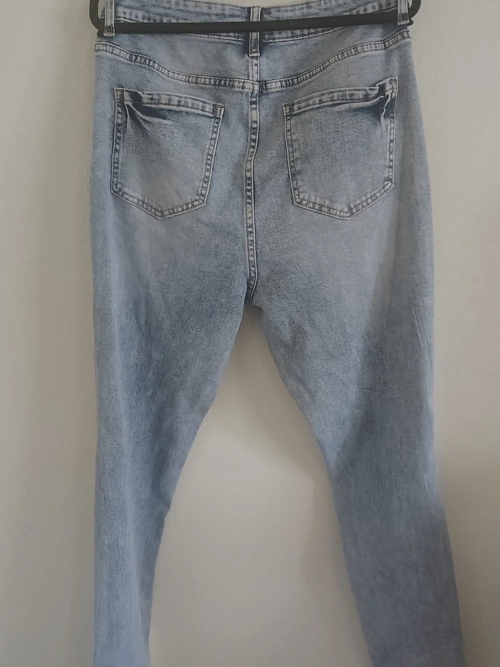 Light Wash Distressed Men’s Jeans - Casual Slim Fit